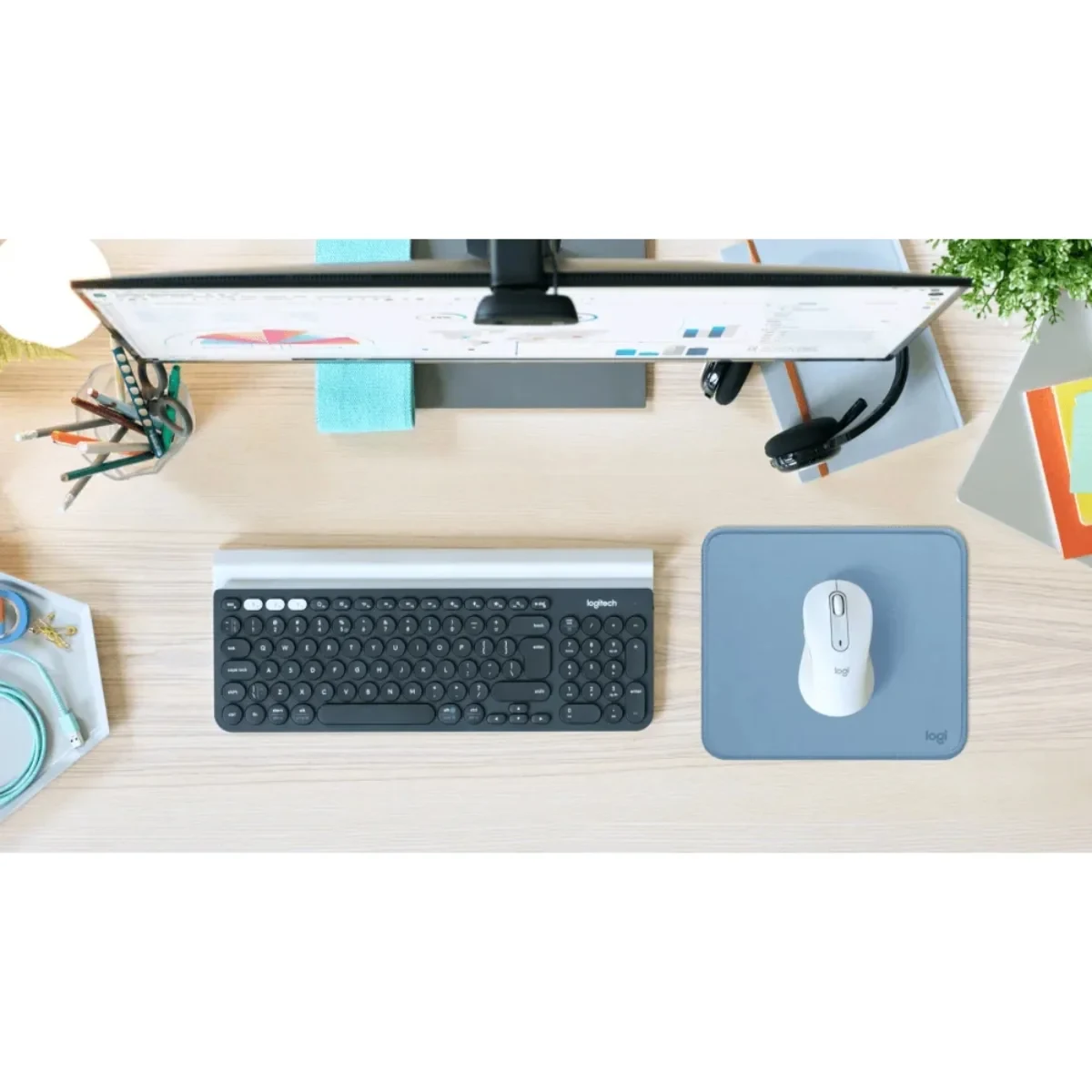 משטח לעכבר 20*23 Logitech Series Studio Mat Desk - כחול